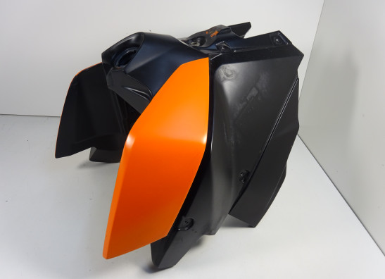 Tank KTM 690 duke 3