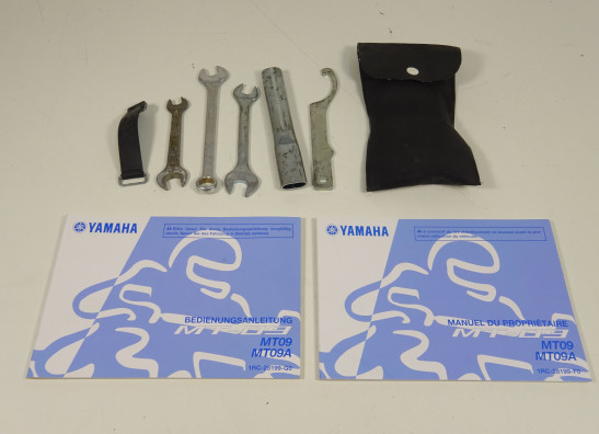 Manuel Yamaha MT 09