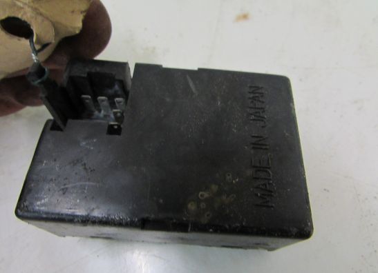 Relais unit Honda VF 700  750 C Magna