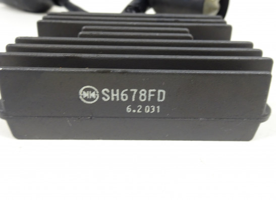 Regler Gleichrichter Honda CBR Fireblade