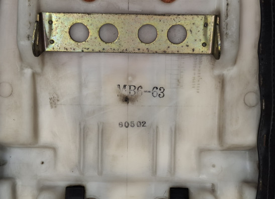 Zadel Honda VF 1000 F