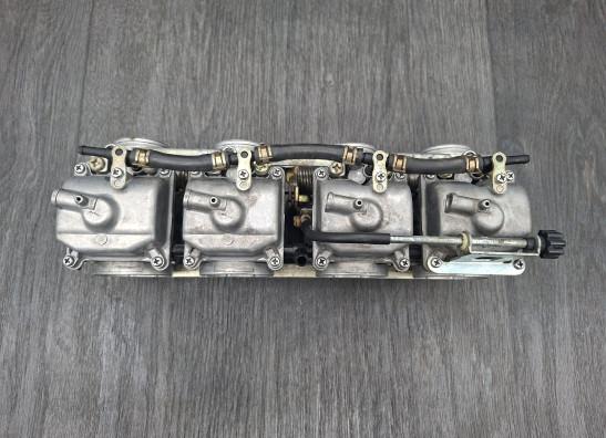 Carburateurset Kawasaki GPZ 900