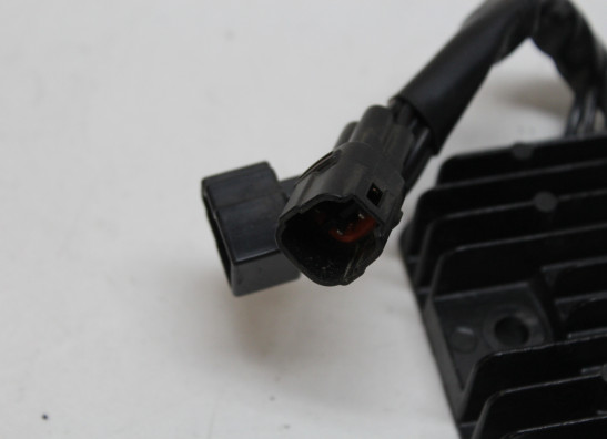 Regulator rectifier  Suzuki GSX R 750