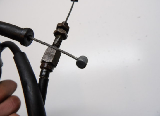 Throttle cable Suzuki GSX 400 F