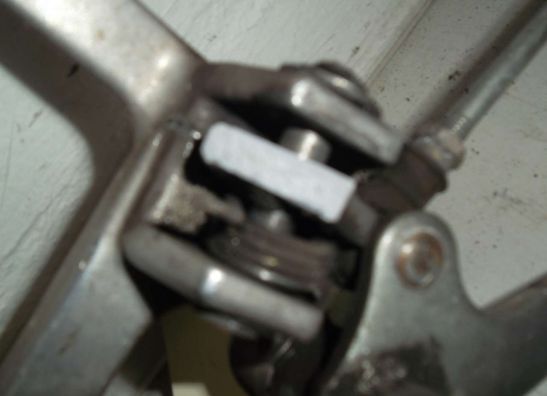 Fussrastetrager vorne links Honda CBR 600 F