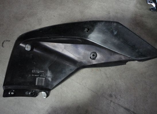 Linker zijkuip KTM 690 Duke 4