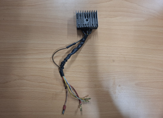 Regulator rectifier  Suzuki GS 1000