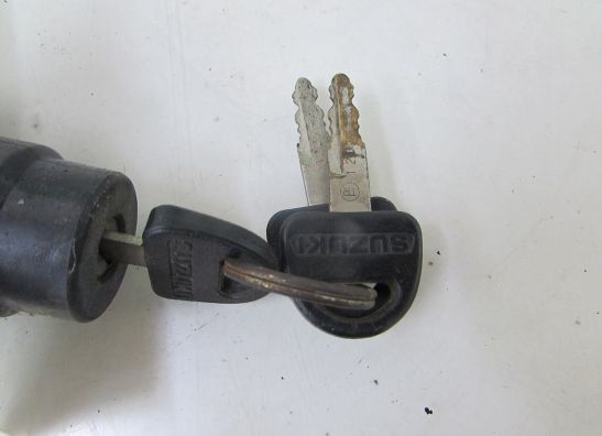 Key set Suzuki GSX 750