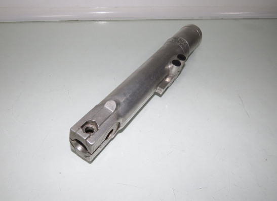 Voorpoot links onder Moto Guzzi V7 Sport