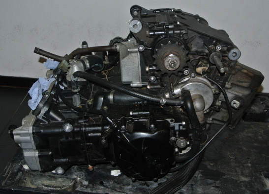 Engine Suzuki GSR 600