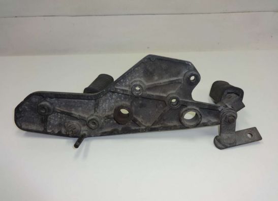 Fussrastetrager vorne rechts Kawasaki Z 1000