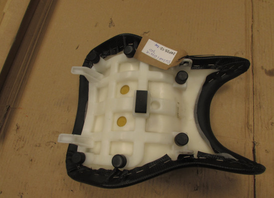 Zadel Suzuki GSX R 750