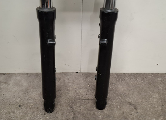 Voorpoten compleet Kawasaki GPZ 500