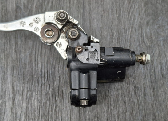 Bremszylinder vorne Suzuki GSX F 750