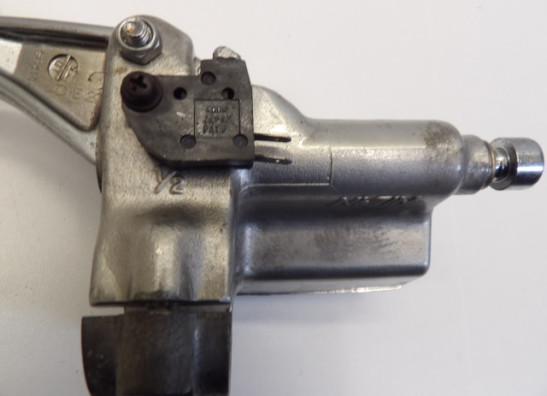 Front brake master cylinder  Suzuki VS 1400 Intruder