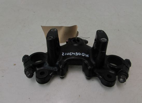 Fork top bridge Suzuki GSX 400 E