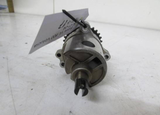 Oil pump Suzuki VL 800
