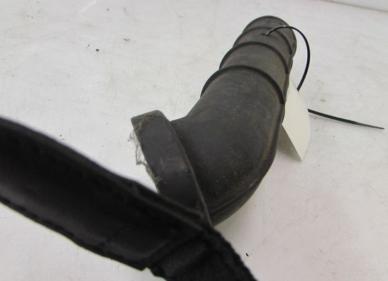 Air intake center Triumph 1200 Daytona