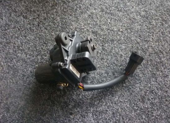 Exup servo klep Ducati Hypermotard 1100