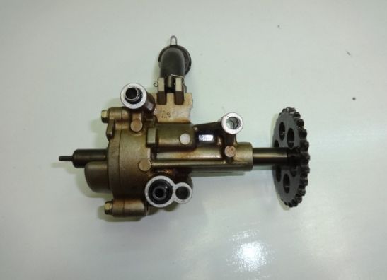 Oil pump Honda VF 1100 Sabre