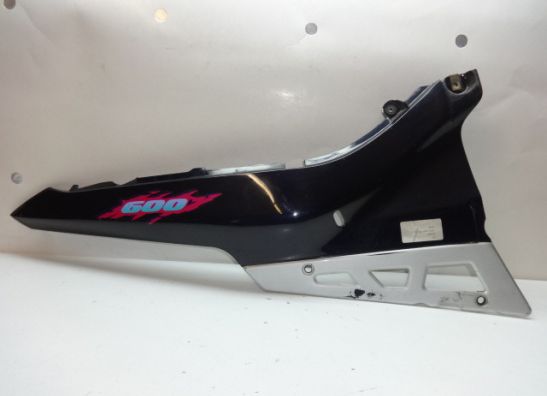 Rechter achterkant Suzuki GSX F 600