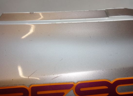 Rechter achterkant Suzuki RF 900