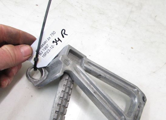 Soziusfussraste rechts Kawasaki ZX 7 R