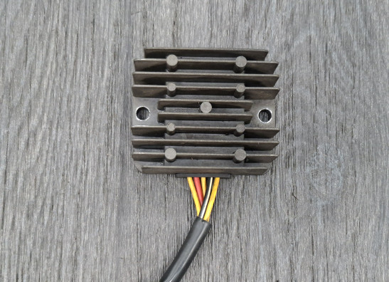 Regulator rectifier  Suzuki VX 800