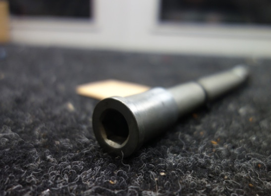 Vorderradachse Kawasaki Z 650