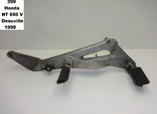 Main step holder right Honda Deauville 650 - 700