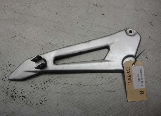 Main step holder right Yamaha YBR 125