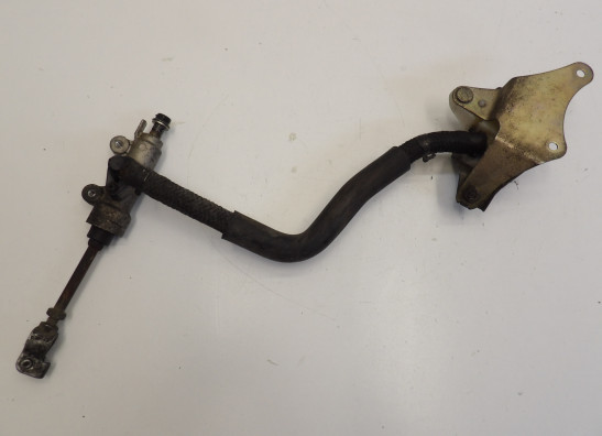 Rempomp achter Honda TRANSALP