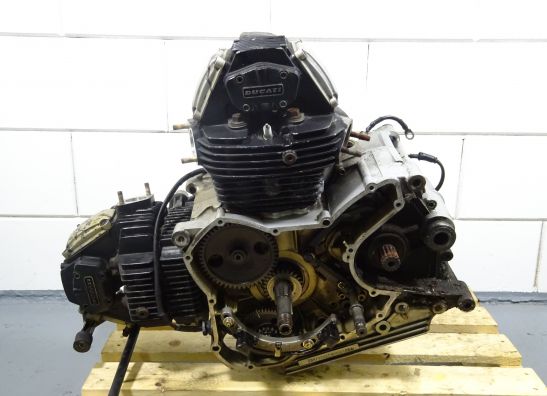 Engine Ducati 750 SS Supersport