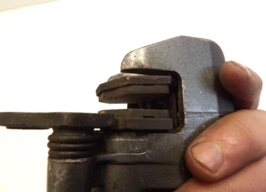 Achter remklauw Kawasaki ZEPHYR 550