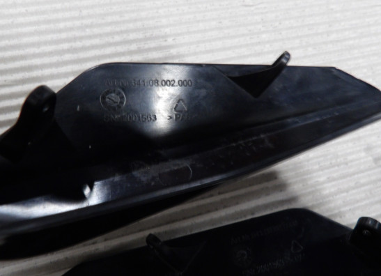 Koplampomlijsting KTM 790 Duke