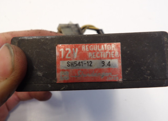 Spanningsregelaar Honda VF 1000 R