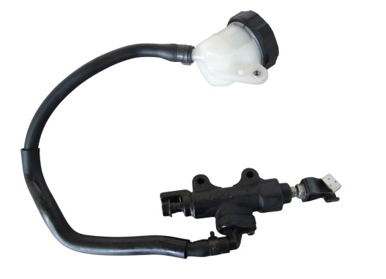 Rempomp achter Honda VFR 1200