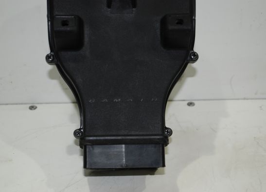 Air intake center Suzuki GSX R 750