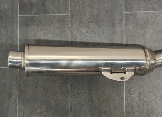 Uitlaat Triumph TT 600