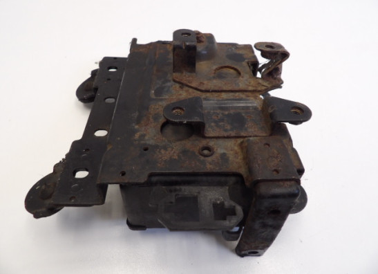 Batterie befestigung Kawasaki LTD 700