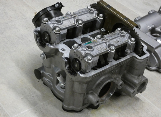 Cilinderkop Suzuki DL 650 V Strom XTA