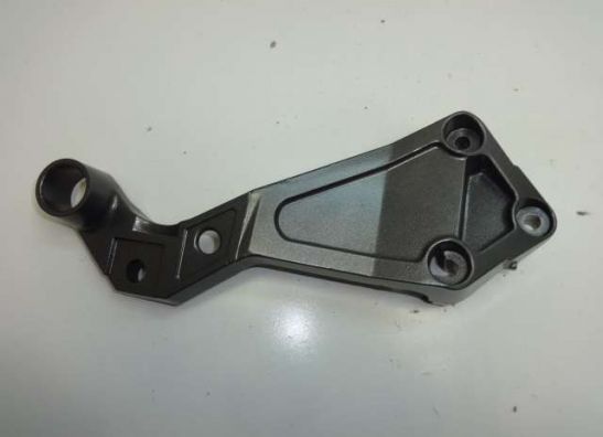 Soziusfussraste links Triumph Sprint 900