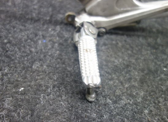 Main step holder right Yamaha YZF R6