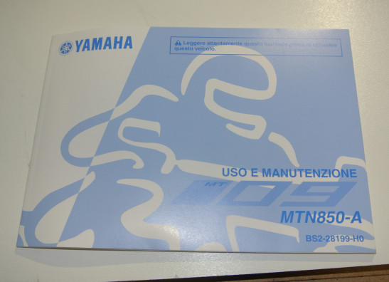 Fahrerhandbuch Yamaha MT 09