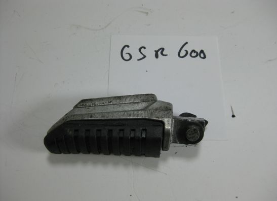 Pillion step left  Suzuki GSR 600