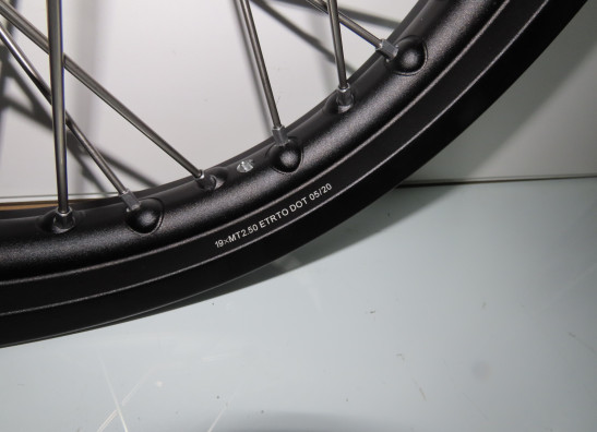 Vorderrad Komplett Moto Guzzi V85 TT