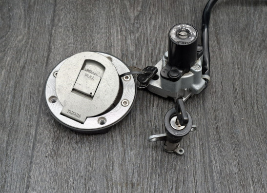 Slotenset Yamaha TDM