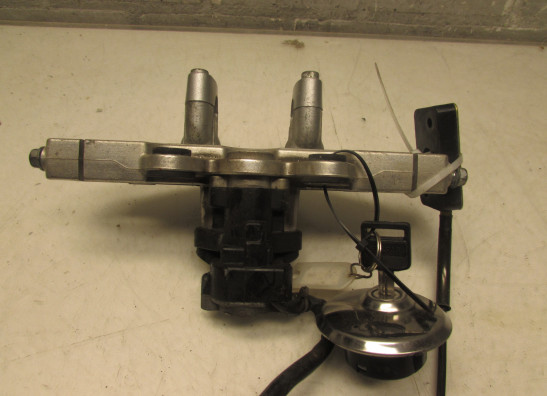 Key set Suzuki GZ 250 Marauder