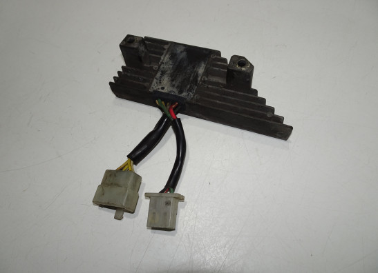 Regler Gleichrichter Honda CB 650