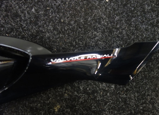 Rechter achterkant MV Agusta Brutale 1078 RR